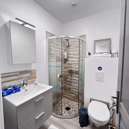 Проживание в семье Premium - Coliving Liberation Avec Terrasse & Salle De Bain Privee