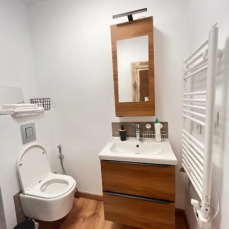 Проживание в семье Premium - Coliving Liberation Avec Terrasse & Salle De Bain Privee Ницца